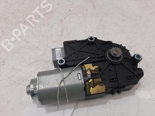 Used Sunroof engine Sunroof engine LAND ROVER RANGE ROVER IV (L405) 4.4 SDV8 4x4 (340 hp) 33212358 33212358