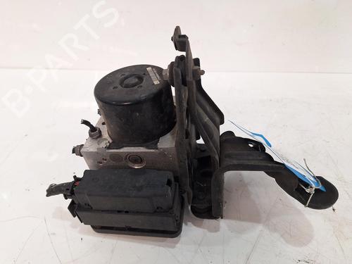 Used ABS pump SKODA SUPERB II Estate (3T5) 1.6 TDI (105 hp) 26824243