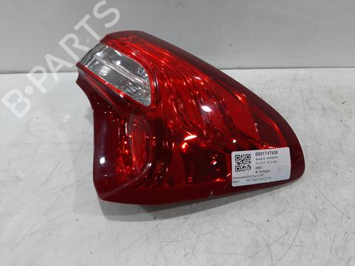right-taillight-citroen-ds5-2011-2012-2013-2014-2015-2016-36594235 main image