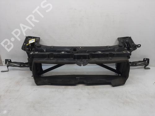 Frontplate/Frontkurv BMW 1 (F20) 116 d (116 hp) 29703739