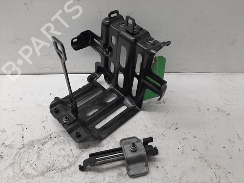 Used Support TESLA MODEL 3 (5YJ3) EV (261 hp) 29266187