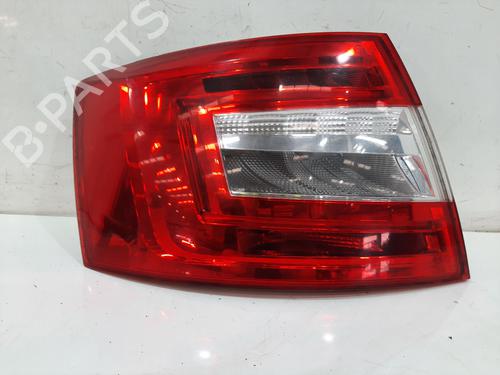 Used Left taillight SKODA OCTAVIA III (5E3, NL3, NR3) 1.6 TDI (115 hp) 29444947