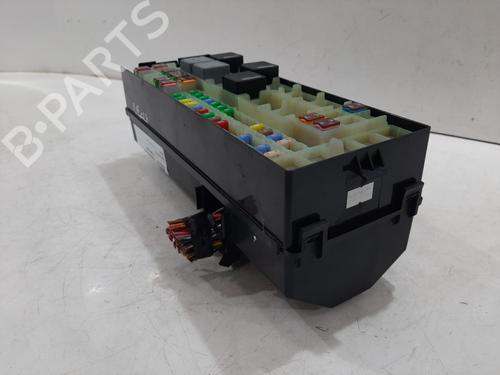 Fuse box LAND ROVER RANGE ROVER IV (L405) 4.4 SDV8 4x4 | BP29444733E1