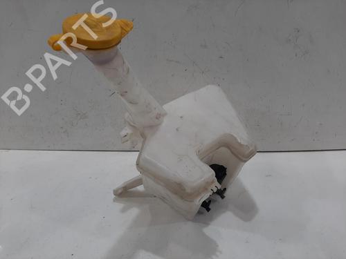 Sprinklertank TOYOTA YARIS (_P13_) 1.5 Hybrid (NHP130_, NHP130) (101 hp) 31537710
