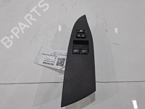 Højre fortil elrude kontakt Højre fortil elrude kontakt TOYOTA IQ (_J1_) 1.0 (KGJ10_, KGJ10R) (68 hp) 39694714 39694714