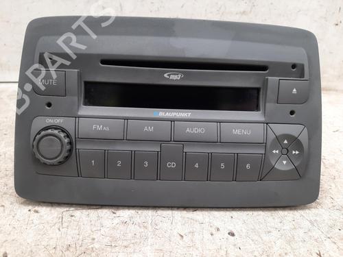 Used Radio FIAT PANDA (169_) 1.2 (169.AXB11, 169.AXB1A) (60 hp) 26818530