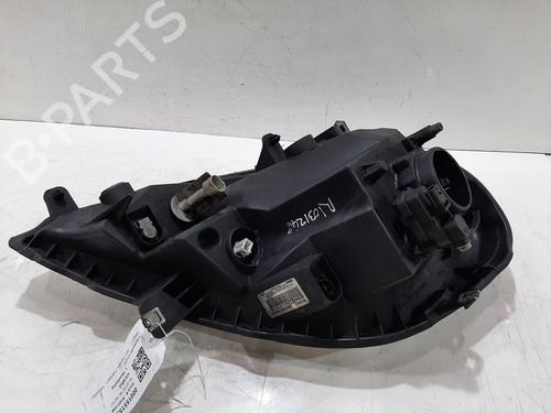 Left headlight VAUXHALL VIVARO A Bus (X83) 2.0 CDTI | BP30119808C28