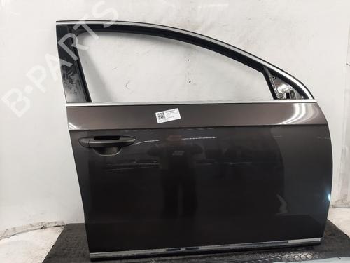 right-front-door-vw-passat-b7-362-2010-2011-2012-2013-2014-2015-2016-32683141 main image