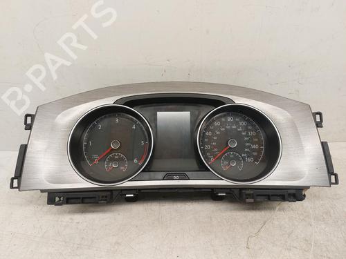 Used Instrument cluster VW GOLF VII (5G1, BQ1, BE1, BE2) 1.6 TDI (105 hp) 26746099