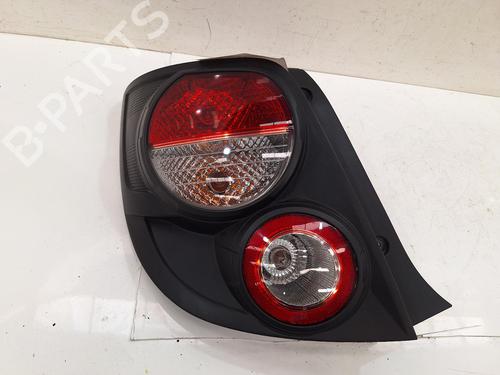 Used Left taillight CHEVROLET AVEO Hatchback (T300) 1.4 (101 hp) 26937637
