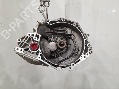 gearbox-vauxhall-corsa-mk-iv-e-x15-2014-31928211 main image
