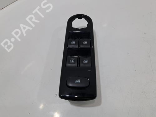 Used Switch RENAULT CLIO IV (BH_) 0.9 TCe 90 (BHNF, BHMA, BHMH, BHJK, BHJR) (90 hp) 31033425