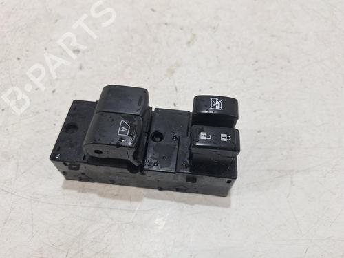 Switch NISSAN MICRA IV (K13K, K13KK) 1.2 | BP32409898I30