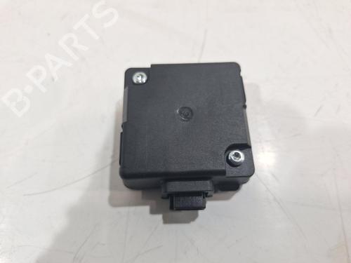 Used Control unit JAGUAR I-PACE (X590) EV400 AWD (400 hp) 31879151