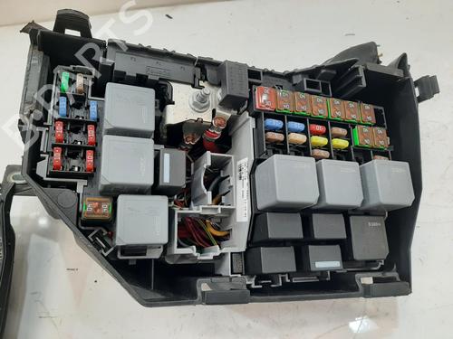 Fuse box LAND ROVER RANGE ROVER EVOQUE (L551) 2.0 D180 MHEV 4x4 | BP39413385E1 - Image 3