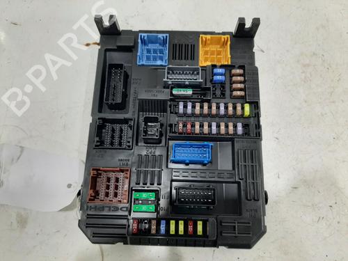 Used Fuse box Fuse box 26785247 26785247