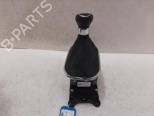 Used Gear lever Gear lever VAUXHALL VIVA (C16) 1.0 (75 hp) 33318439 33318439