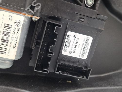 Front left window mechanism VW GOLF VI (5K1) 1.6 TDI | BP26854061C22 