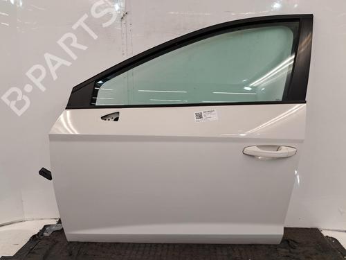 Used Left front door Left front door 38447983 38447983
