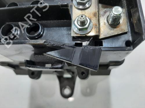 Fuse box LAND ROVER RANGE ROVER SPORT I (L320) 2.7 D 4x4 | BP28723371E1 