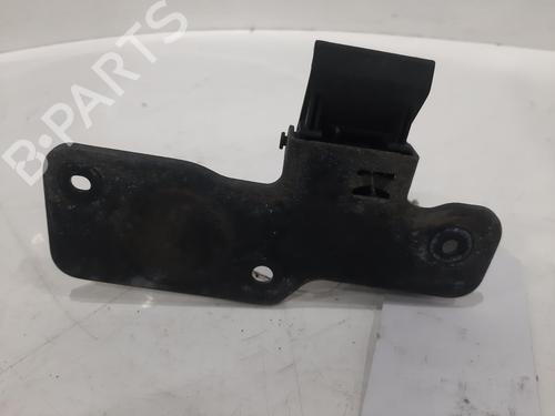 Hood lock LAND ROVER DISCOVERY V (L462) D250 MHEV 4x4 | BP26859987C133 