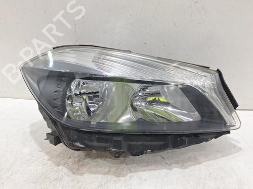 Phare droit MERCEDES-BENZ A-CLASS (W176) A 180 (176.042) (122 hp) 32144916