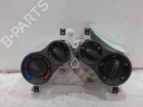 Used Climate control FIAT PANDA (169_) 1.2 (169.AXB11, 169.AXB1A) (60 hp) 26765530