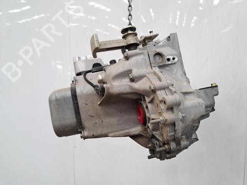 Gearbox VAUXHALL CORSA Mk V (F) 1.2 | BP28617553M3
