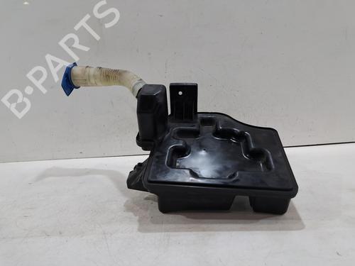 Deposito limpa vidros AUDI A1 (8X1, 8XK) 1.4 TFSI (122 hp) 30756783