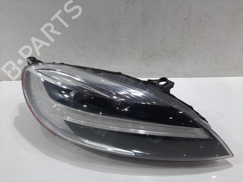 Højre forlygte VOLVO V40 Hatchback (525) T2 (122 hp) 32851792