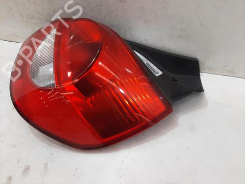 Used Right taillight RENAULT CLIO III (BR0/1, CR0/1) 1.2 16V (BR02, BR0J, BR11, CR02, CR0J, CR11) (75 hp) 32851427