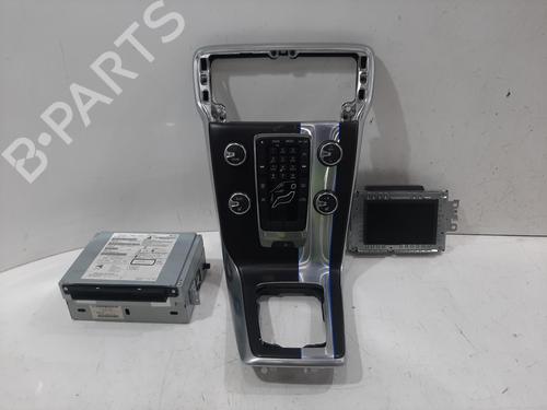 Autoradio VOLVO V40 Hatchback (525) D3 (150 hp) 31879045