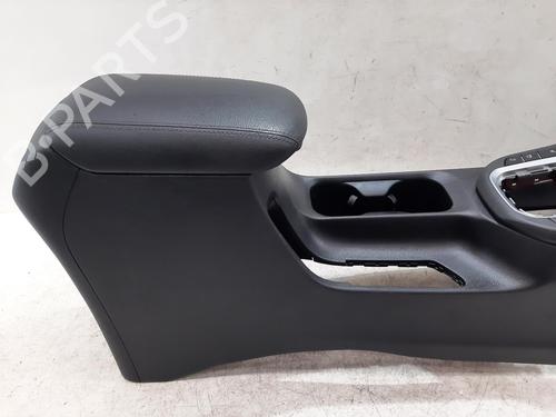 Mittelkonsole HYUNDAI i30 (PDE, PD, PDEN) 1.4 T-GDI | BP32478357I22