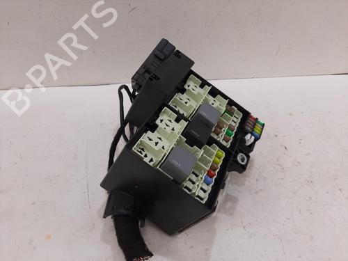 Used Fuse box JAGUAR I-PACE (X590) EV400 AWD (400 hp) 30094996