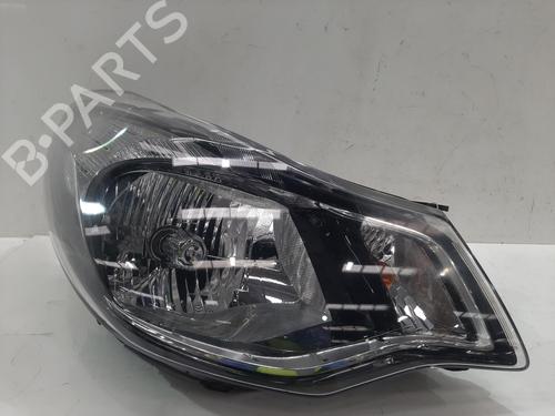 Used Right headlight VAUXHALL VIVA (C16) 1.0 (75 hp) 29581039