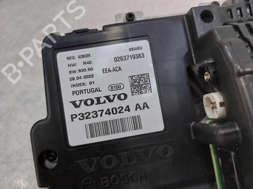 Instrument cluster VOLVO V60 II (225) D3 | BP26863051C47 
