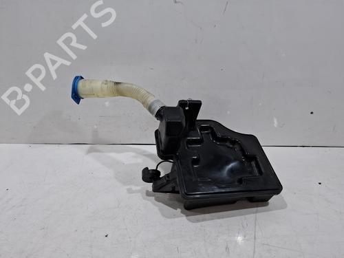 Used Windscreen washer tank Windscreen washer tank 38569029 38569029