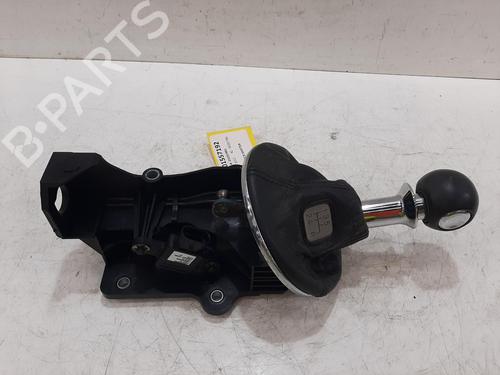 Used Gear lever FIAT 500 (312_) 0.9 (312AXG1A, 312.AXG11) (86 hp) 30304279