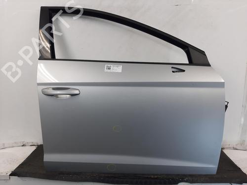 Dør høyre foran SEAT LEON ST (5F8) 1.6 TDI (115 hp) 31361690