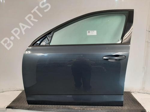 Used Left front door SKODA OCTAVIA III (5E3, NL3, NR3) 1.6 TDI (105 hp) 28275059