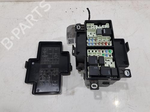 Used Fuse box JAGUAR I-PACE (X590) EV400 AWD (400 hp) 30670793