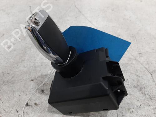 Used Ignition barrel MERCEDES-BENZ A-CLASS (W176) A 180 (176.042) (122 hp) 26765594