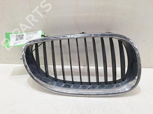 Used Grille BMW 5 (E60) 520 d (177 hp) 26934778