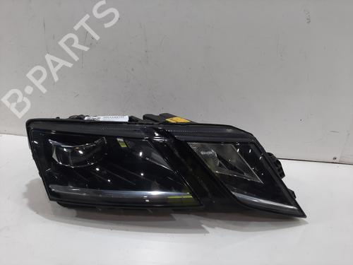 Lyskaster høyre SKODA OCTAVIA III Combi (5E5, 5E6) 1.5 TSI (150 hp) 30057818