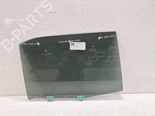 rear-right-door-window-nissan-juke-f16_-2019-27364700 main image