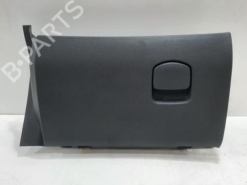 Handskerum VAUXHALL CORSA Mk III (D) (S07) 1.4 (L08) (101 hp) 28122689