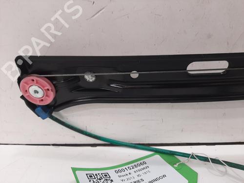 Front right window mechanism BMW 1 (F20) 116 d | BP29417825C23 