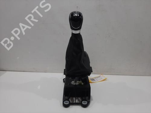 Used Gear lever FORD KA+ III (UK, FK) 1.2 (70 hp) 29989072