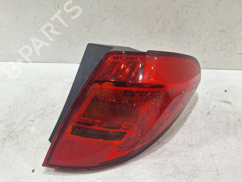 Feu arrière droit VAUXHALL MERIVA Mk II (B) (S10) 1.4 (101 hp) 32144800