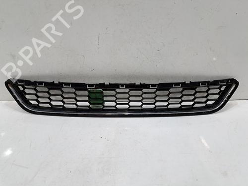 Used Grille FORD MONDEO V Turnier (CF) 2.0 TDCi (180 hp) 31266578